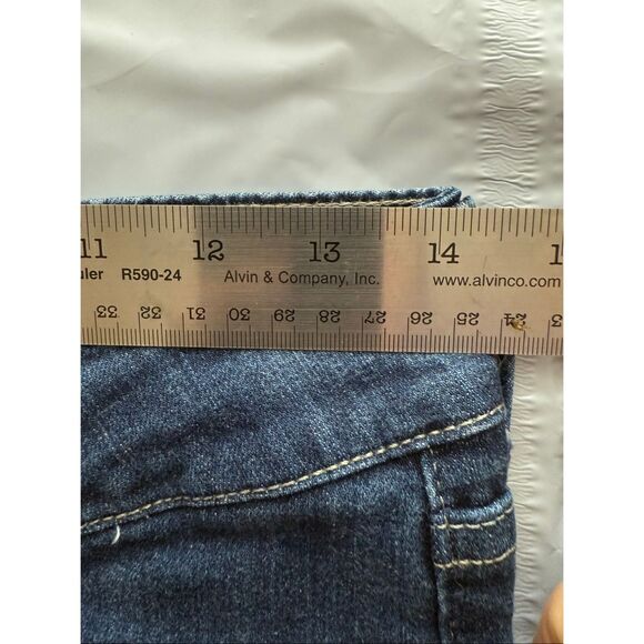 Women’s Levi’s 526 28 X 32 Slender Bootcut Dark Blue Jeans Distressed - Picture 5 of 6